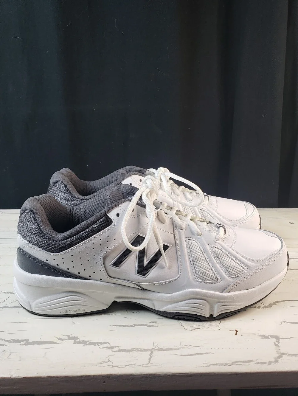 New Balance 519 Sneakers in White/Blue - Men's 10.5